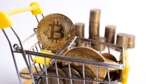 سرمایه‌گذاری و خرید و فروش بیت کوین؛ چرا بیت کوین بخریم؟